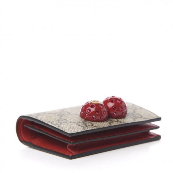 Gucci GG Supreme Card Case with Cherries in Beige - Picture 4 of 9